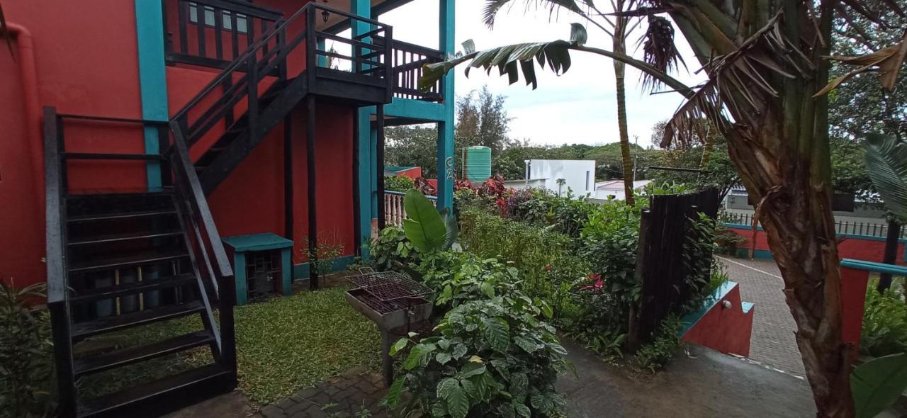 Tri M Waves Lodge ポンタ・ド・オウロ エクステリア 写真