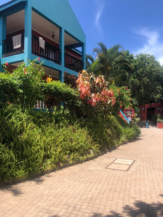 Tri M Waves Lodge ポンタ・ド・オウロ エクステリア 写真