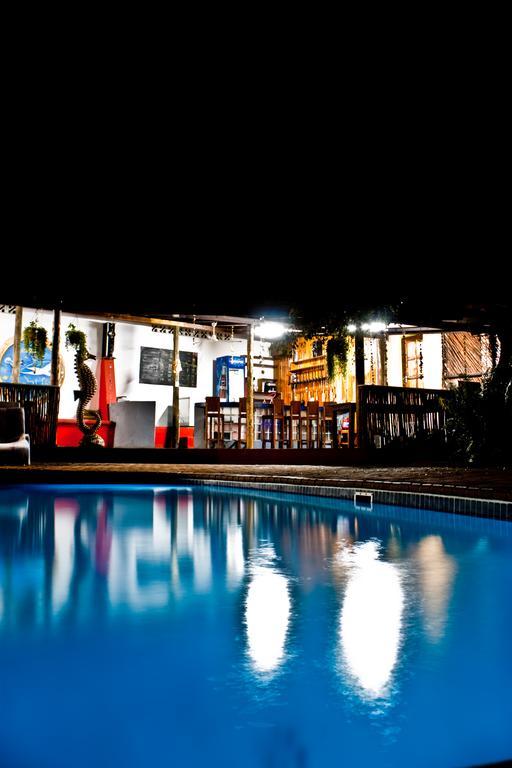 Tri M Waves Lodge ポンタ・ド・オウロ エクステリア 写真